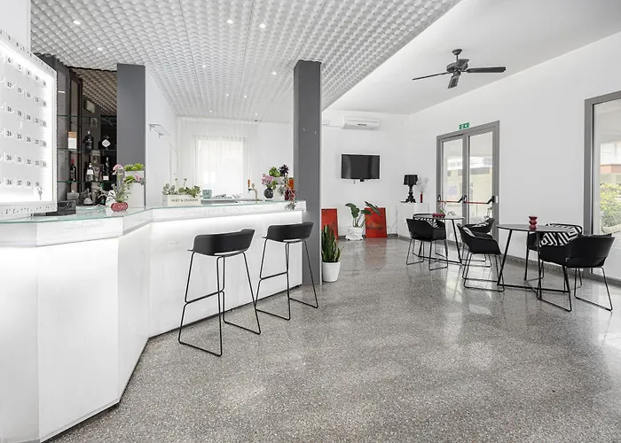 Bi מלון בלריה-איגאה מרינה