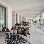 Hotel Bi 3*