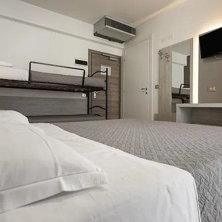 Bi Hotel