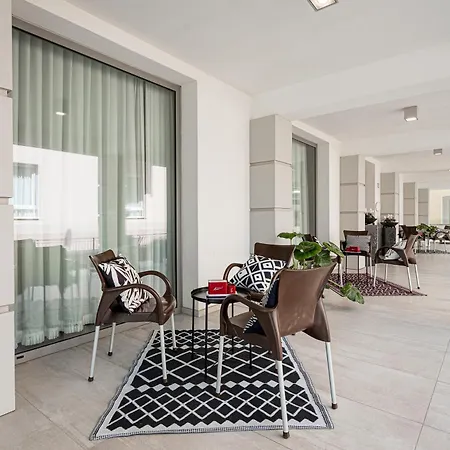 Hotel Bi